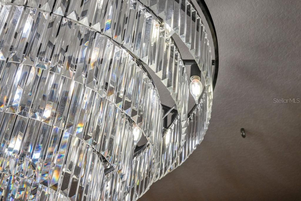 En Venta: $869,990 (4 camas, 3 baños, 3577 Pies cuadrados)