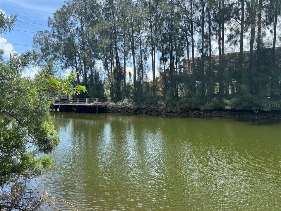 В аренду: $1,795 (2 спален, 1 ванн, 728 Квадратных фут)