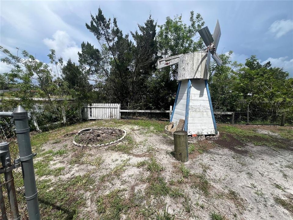 В аренду: $1,795 (2 спален, 1 ванн, 728 Квадратных фут)