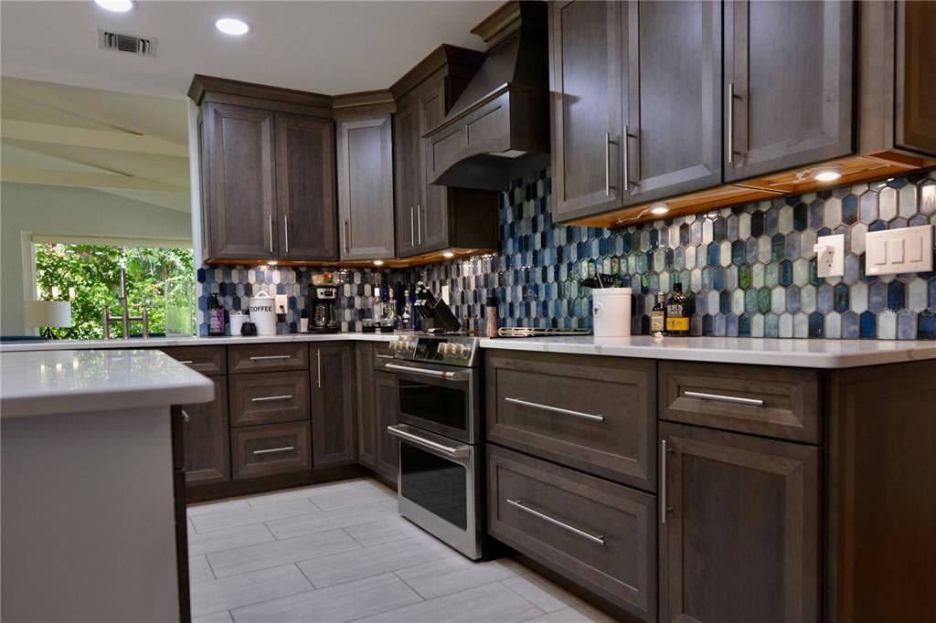 For Sale: $1,353,750 (5 beds, 3 baths, 3512 Square Feet)