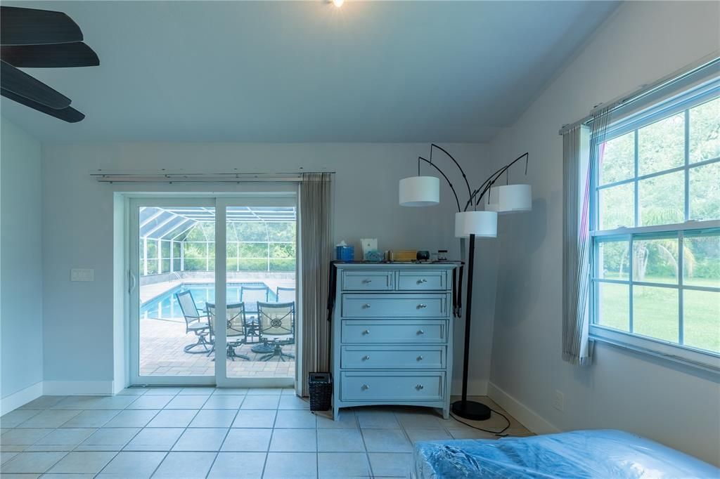 For Sale: $1,353,750 (5 beds, 3 baths, 3512 Square Feet)