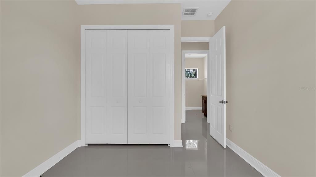 Active With Contract: $439,000 (3 beds, 3 baths, 1840 Square Feet)