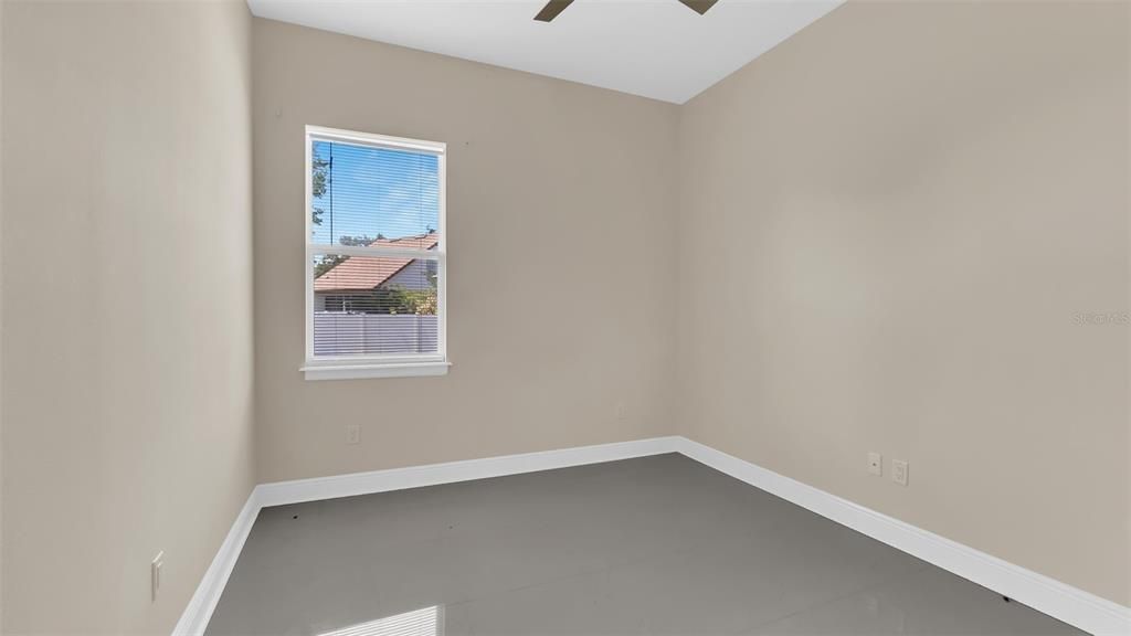 Active With Contract: $439,000 (3 beds, 3 baths, 1840 Square Feet)