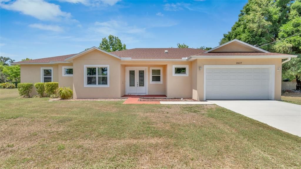 Active With Contract: $439,000 (3 beds, 3 baths, 1840 Square Feet)