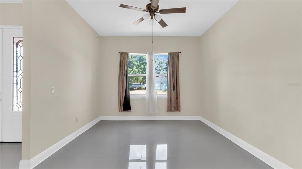 Active With Contract: $439,000 (3 beds, 3 baths, 1840 Square Feet)