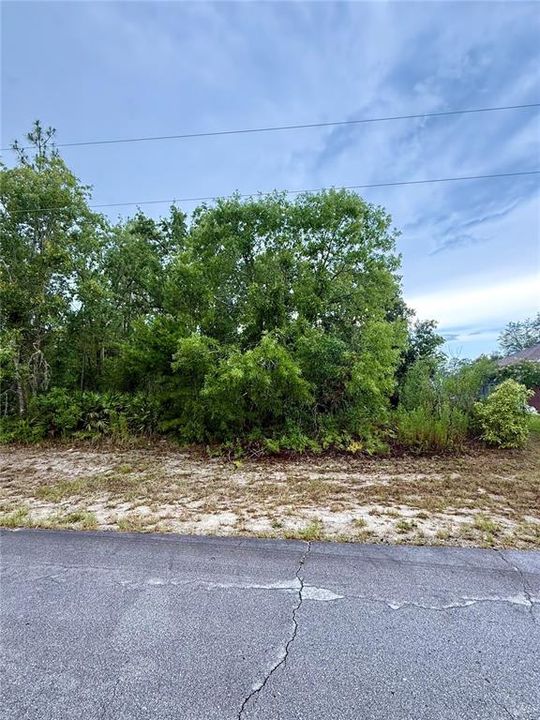 Vendido Recientemente: $36,000 (0.24 acres)