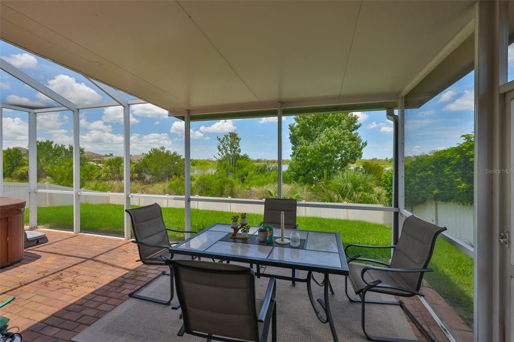 В аренду: $2,500 (4 спален, 2 ванн, 1887 Квадратных фут)