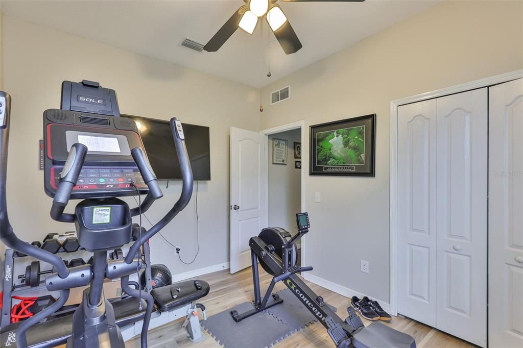 В аренду: $2,500 (4 спален, 2 ванн, 1887 Квадратных фут)