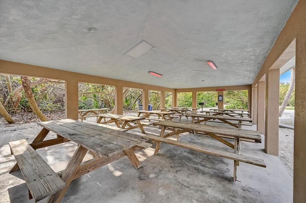 For Rent: $6,000 (2 beds, 2 baths, 1867 Square Feet)