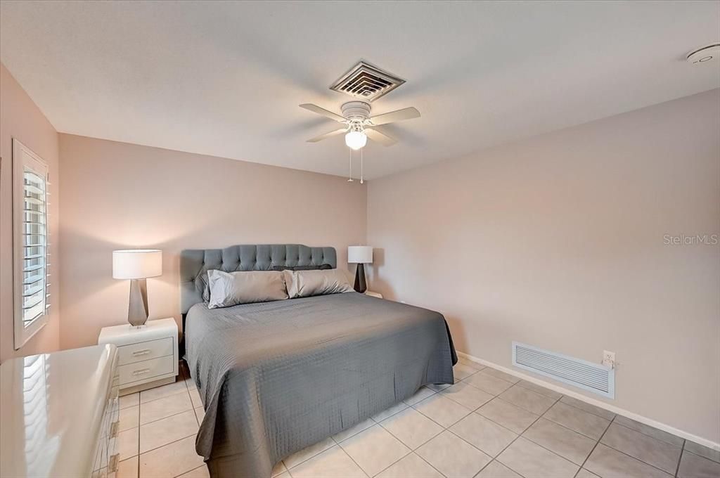 For Rent: $6,000 (2 beds, 2 baths, 1867 Square Feet)