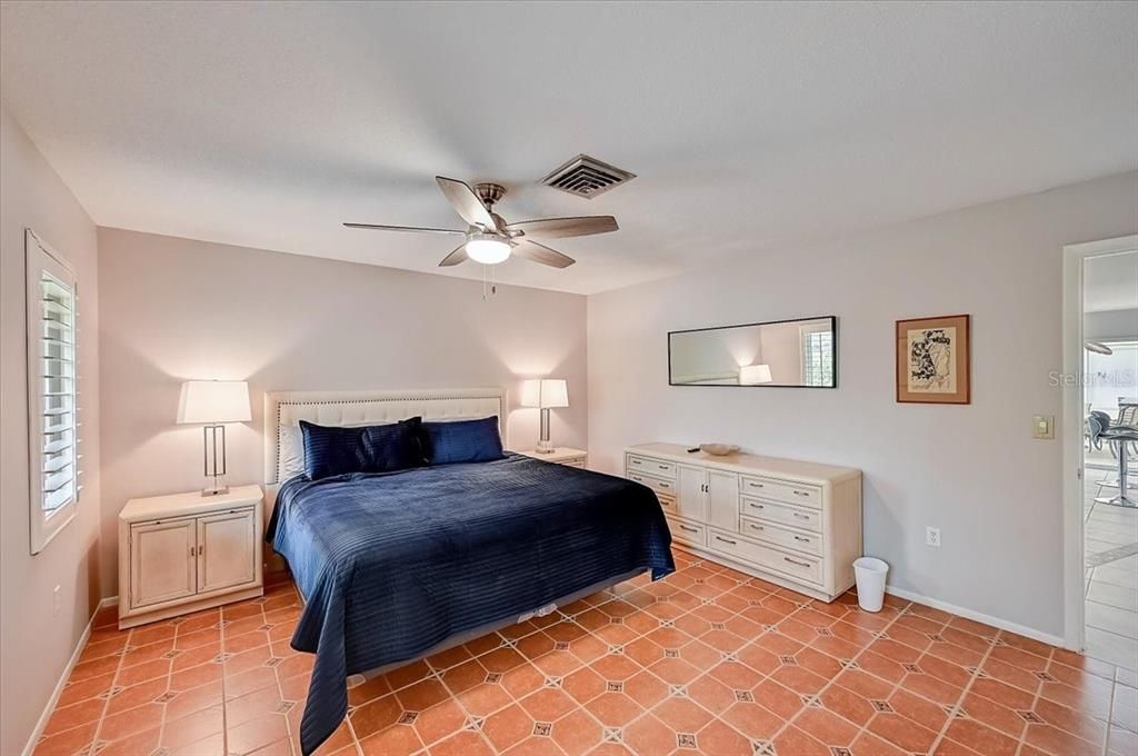 For Rent: $6,000 (2 beds, 2 baths, 1867 Square Feet)