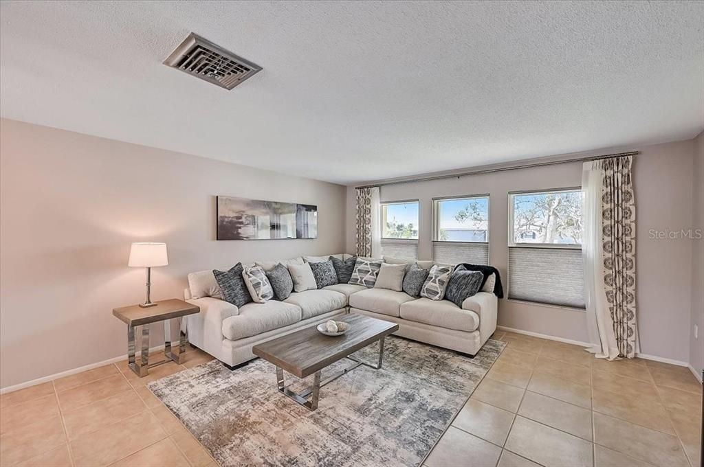 For Rent: $6,000 (2 beds, 2 baths, 1867 Square Feet)