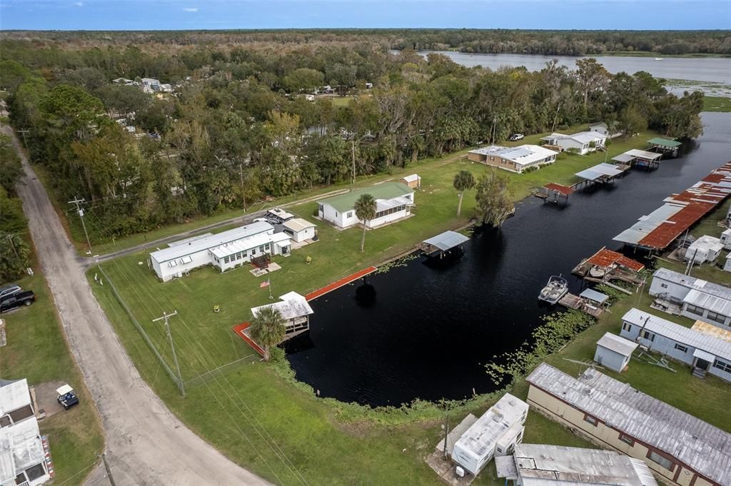 На продажу: $299,000 (3 спален, 2 ванн, 1728 Квадратных фут)