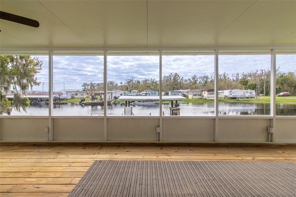 На продажу: $299,000 (3 спален, 2 ванн, 1728 Квадратных фут)