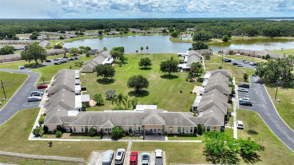 待售: $140,000 (1 贝兹, 1 浴室, 648 平方英尺)