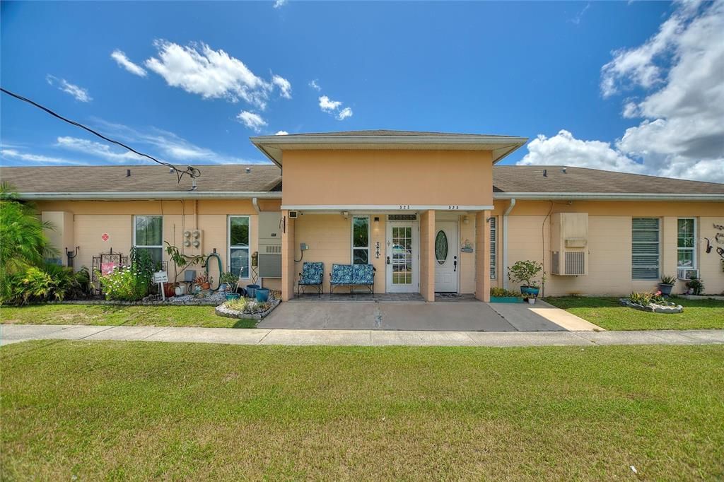 待售: $140,000 (1 贝兹, 1 浴室, 648 平方英尺)