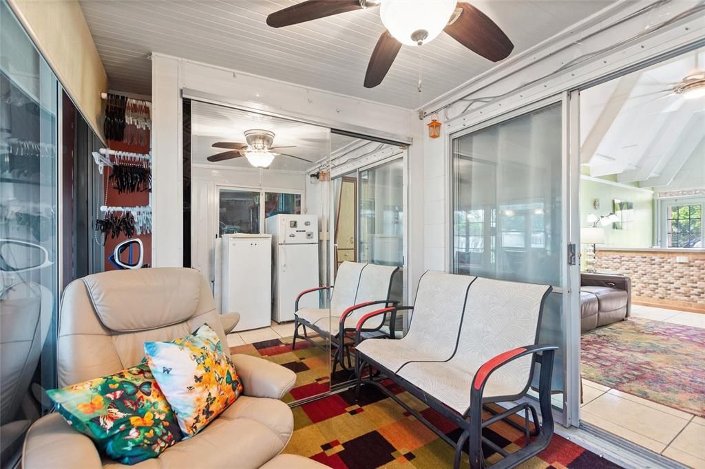 待售: $140,000 (1 贝兹, 1 浴室, 648 平方英尺)