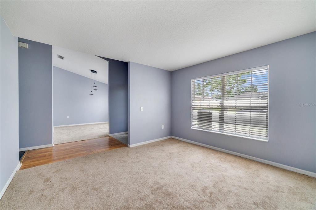 Active With Contract: $250,000 (3 beds, 2 baths, 1819 Square Feet)