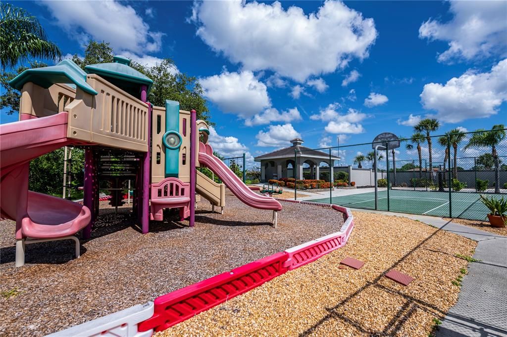 待售: $140,000 (0.54 acres)
