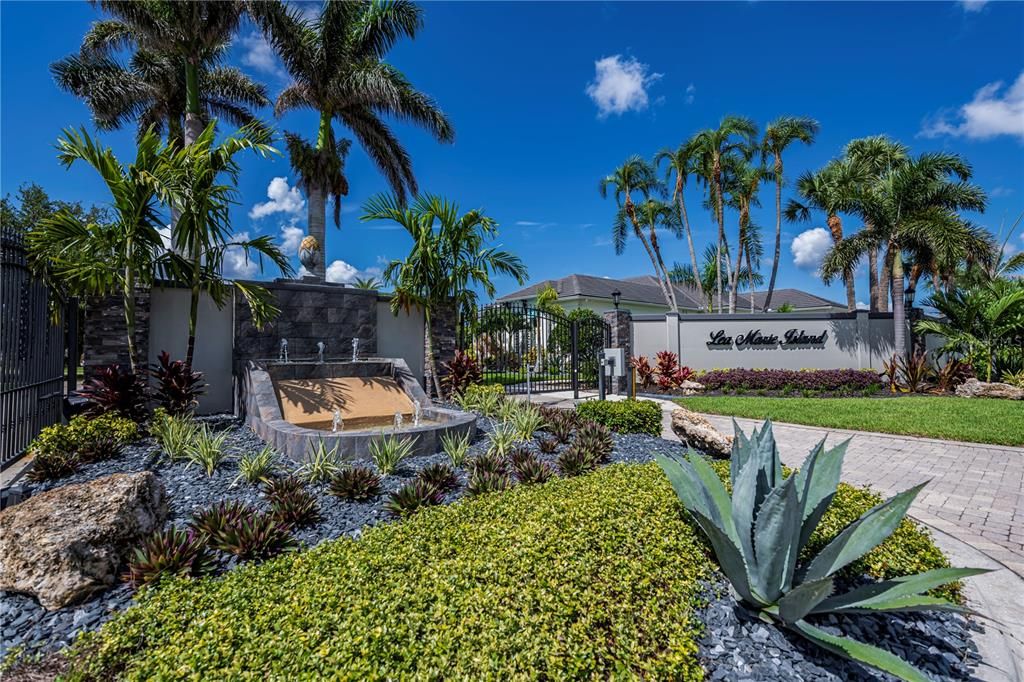 待售: $140,000 (0.54 acres)