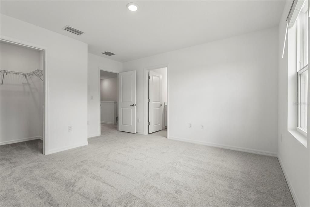 En Renta: $2,550 (3 camas, 2 baños, 1373 Pies cuadrados)