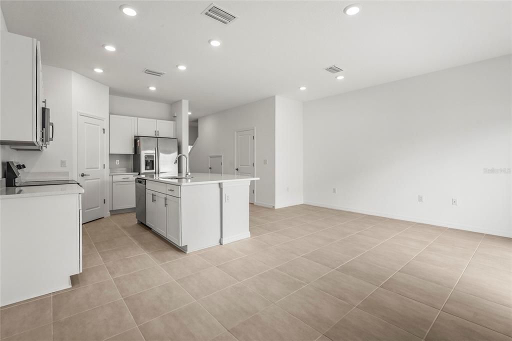 En Renta: $2,550 (3 camas, 2 baños, 1373 Pies cuadrados)