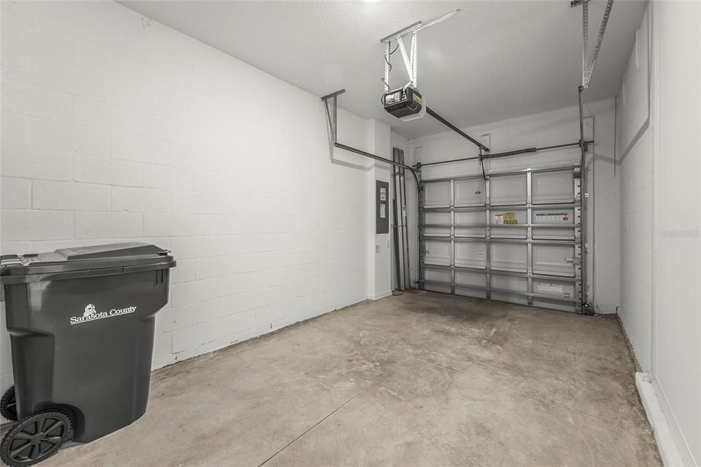 En Renta: $2,550 (3 camas, 2 baños, 1373 Pies cuadrados)