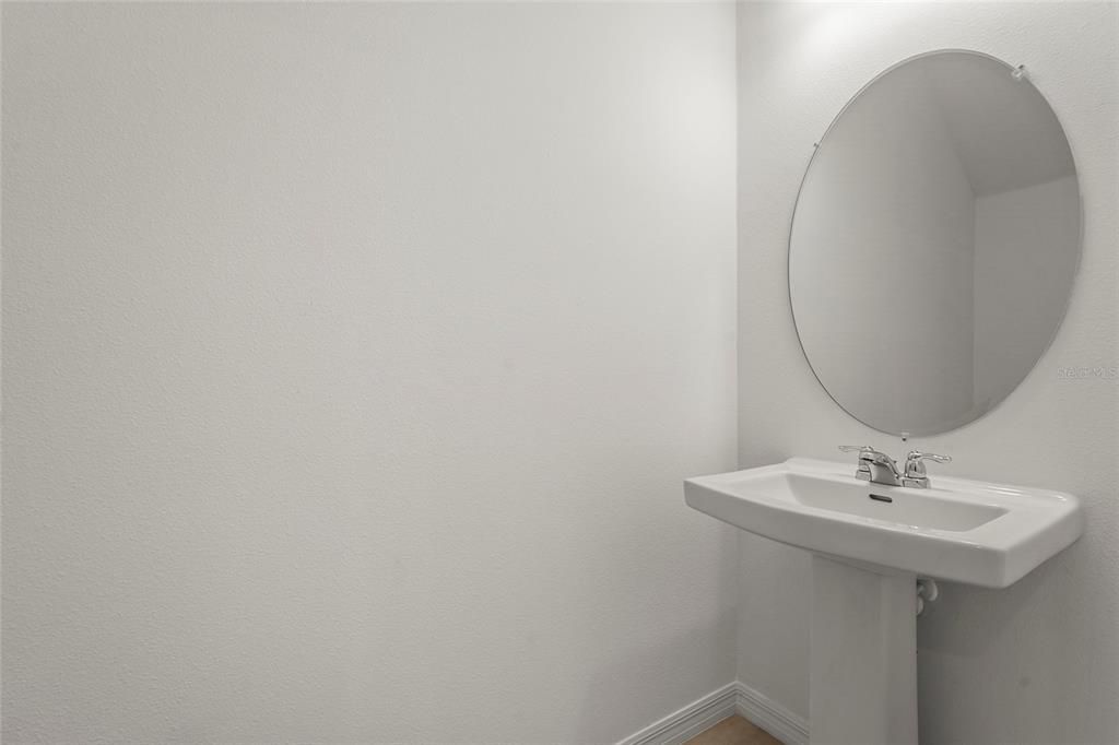 En Renta: $2,550 (3 camas, 2 baños, 1373 Pies cuadrados)