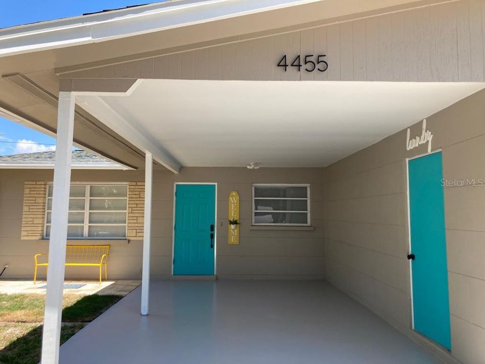 待售: $580,000 (2 贝兹, 0 浴室, 1484 平方英尺)