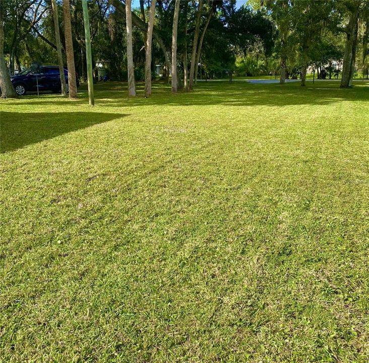 最近售出: $200,000 (2 贝兹, 1 浴室, 784 平方英尺)