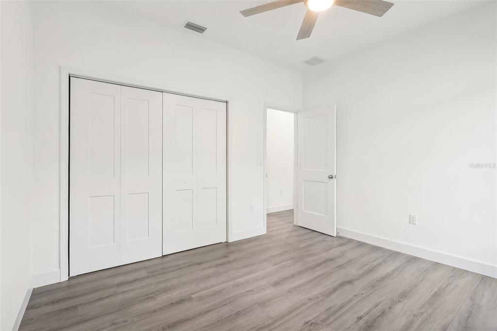 Active With Contract: $329,900 (3 beds, 2 baths, 1540 Square Feet)