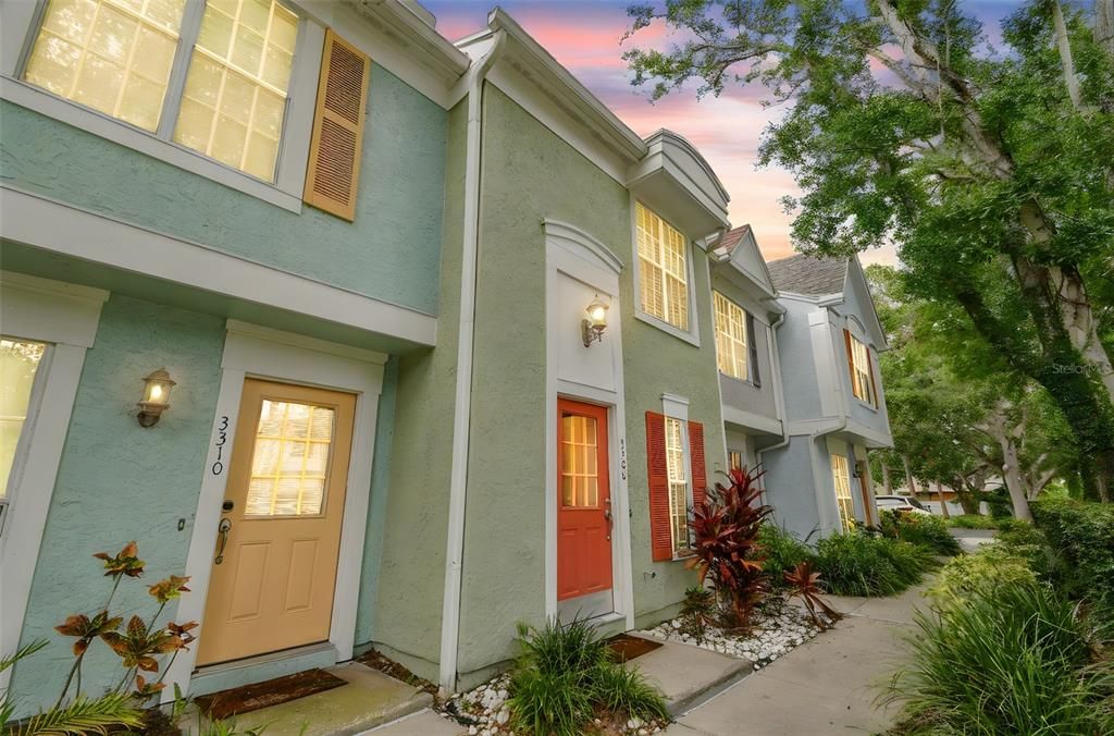 待售: $190,000 (2 贝兹, 2 浴室, 1110 平方英尺)