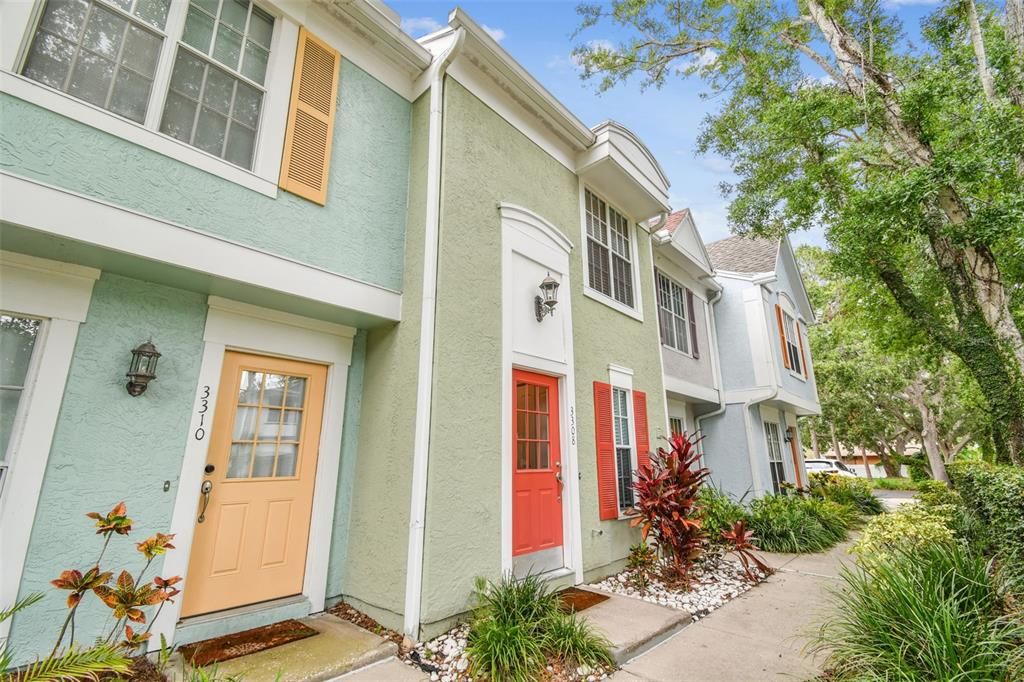 待售: $190,000 (2 贝兹, 2 浴室, 1110 平方英尺)