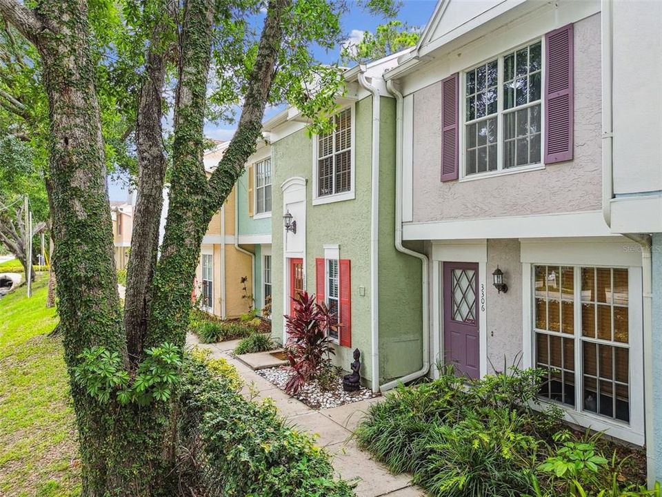 待售: $190,000 (2 贝兹, 2 浴室, 1110 平方英尺)