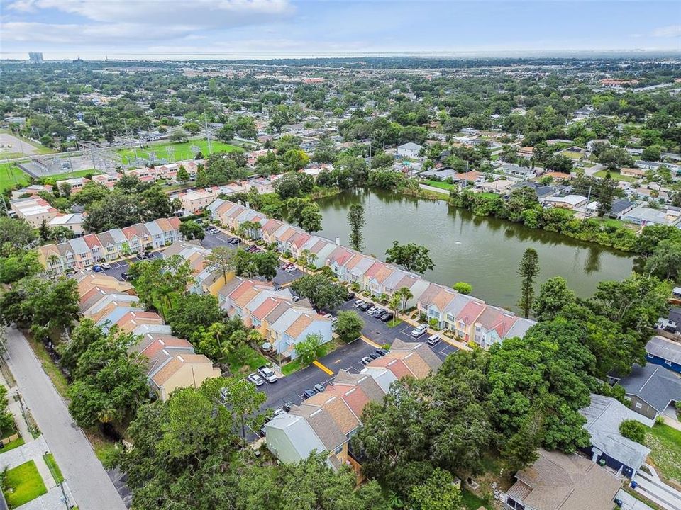 待售: $190,000 (2 贝兹, 2 浴室, 1110 平方英尺)