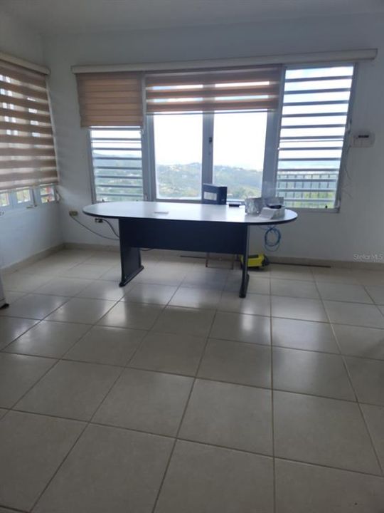 На продажу: $290,000 (3 спален, 2 ванн, 20 Квадратных фут)