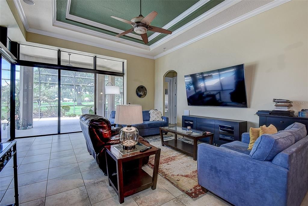 На продажу: $819,000 (4 спален, 3 ванн, 3121 Квадратных фут)