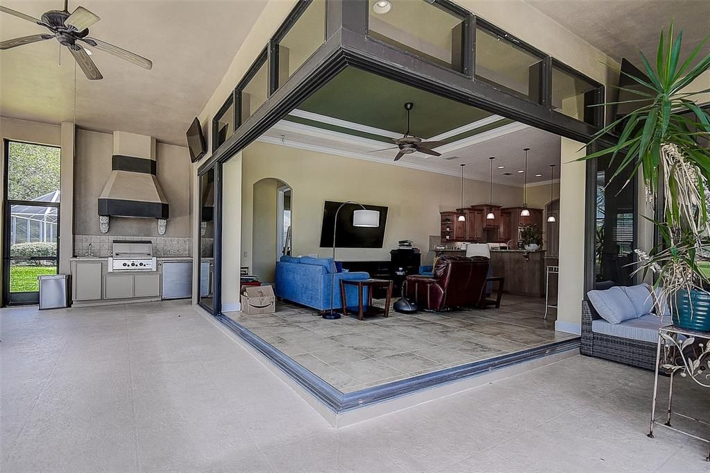 На продажу: $819,000 (4 спален, 3 ванн, 3121 Квадратных фут)