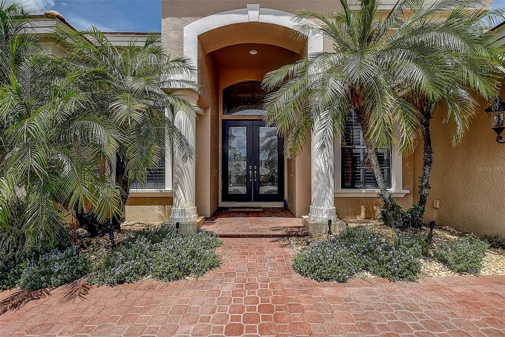 На продажу: $819,000 (4 спален, 3 ванн, 3121 Квадратных фут)