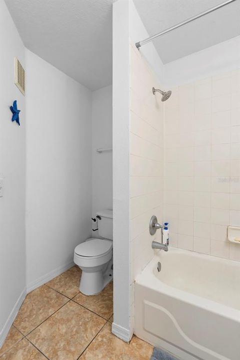 En Venta: $270,000 (3 camas, 2 baños, 1180 Pies cuadrados)