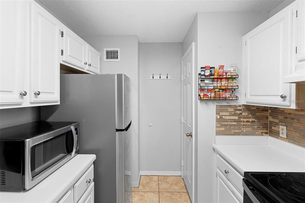 En Venta: $270,000 (3 camas, 2 baños, 1180 Pies cuadrados)