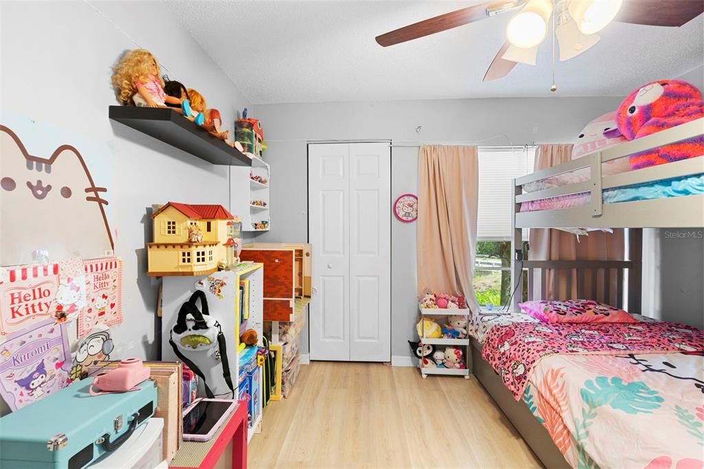 En Venta: $270,000 (3 camas, 2 baños, 1180 Pies cuadrados)