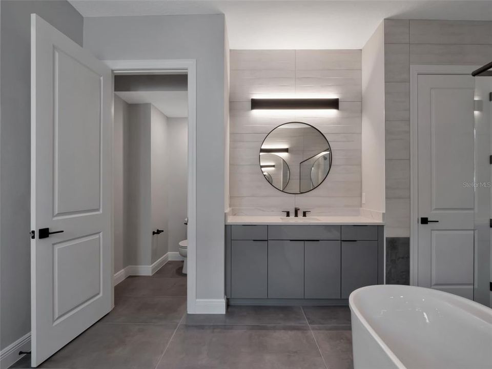 For Rent: $14,700 (5 beds, 4 baths, 4355 Square Feet)