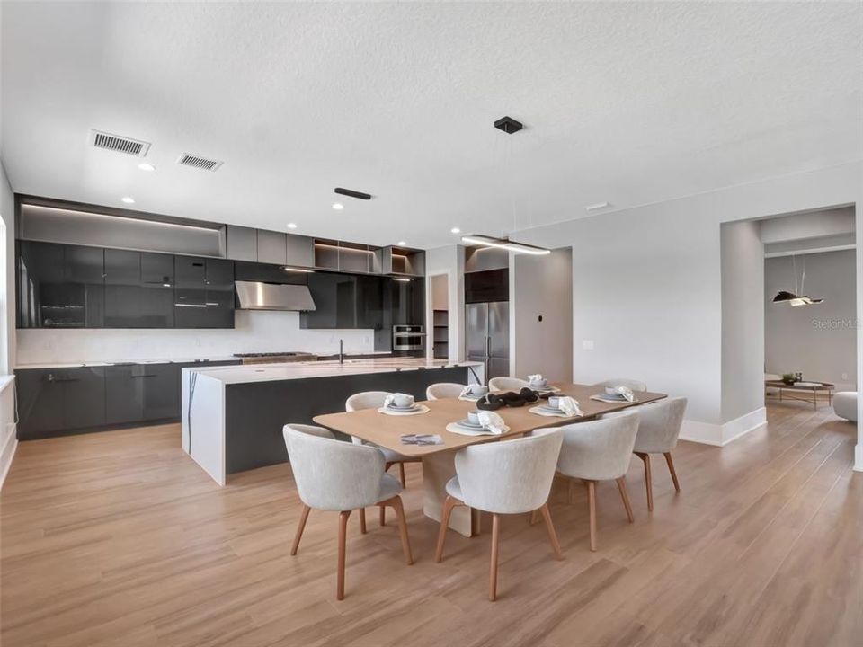 For Rent: $14,700 (5 beds, 4 baths, 4355 Square Feet)