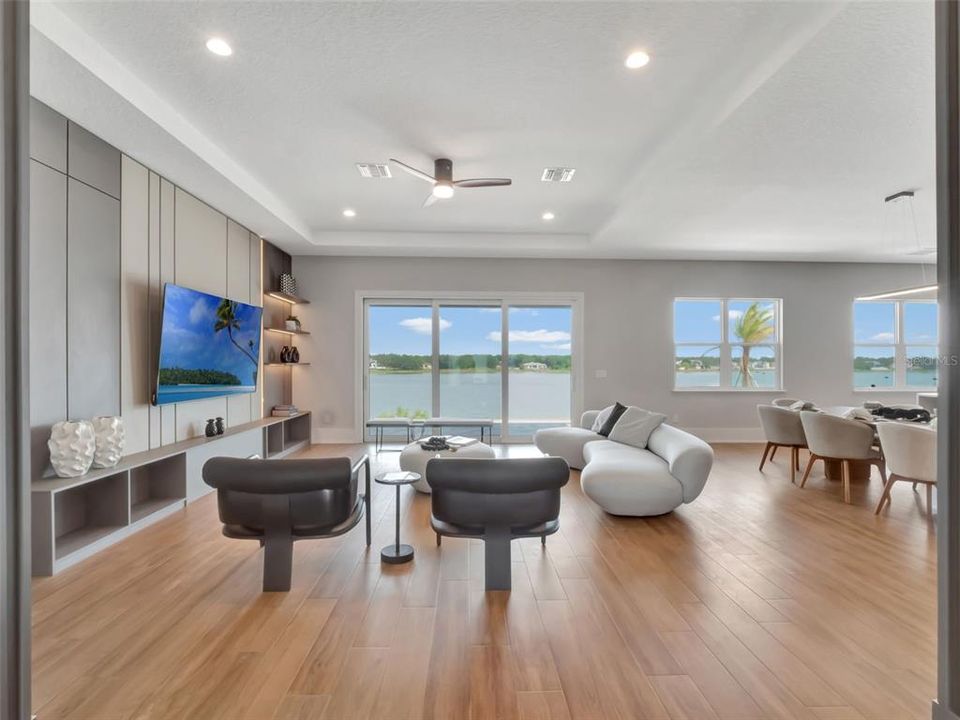 For Rent: $14,700 (5 beds, 4 baths, 4355 Square Feet)