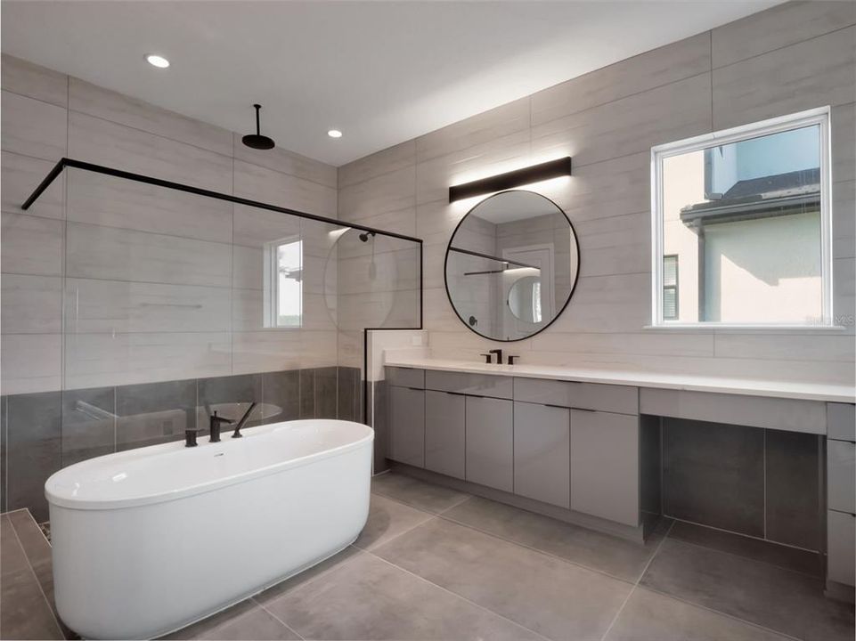 For Rent: $14,700 (5 beds, 4 baths, 4355 Square Feet)