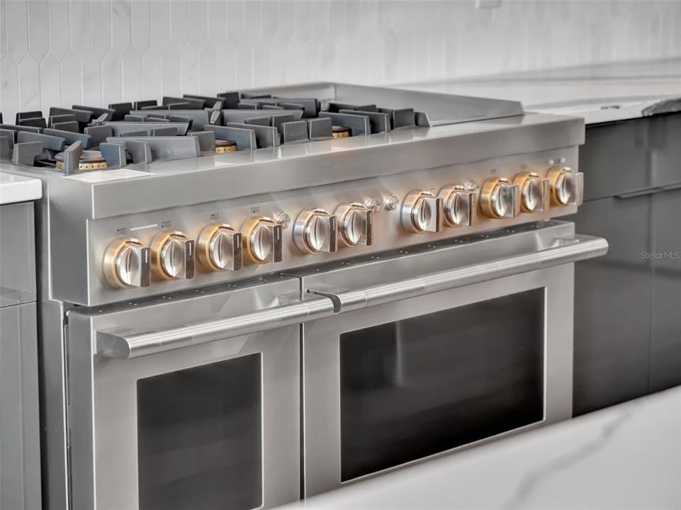 For Rent: $14,700 (5 beds, 4 baths, 4355 Square Feet)