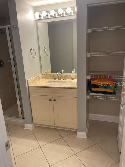 For Rent: $3,200 (3 beds, 2 baths, 1640 Square Feet)