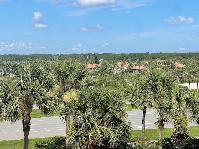 For Rent: $3,200 (3 beds, 2 baths, 1640 Square Feet)