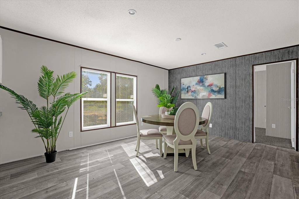 En Venta: $225,000 (4 camas, 2 baños, 1456 Pies cuadrados)